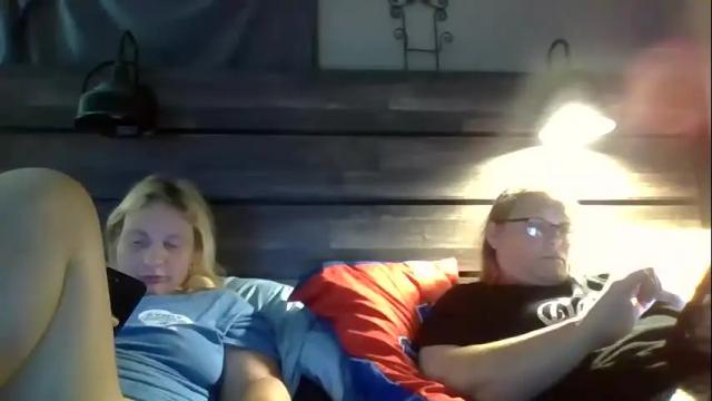 Image 6 of creamymadona Stream on Chaturbate on 25 days ago