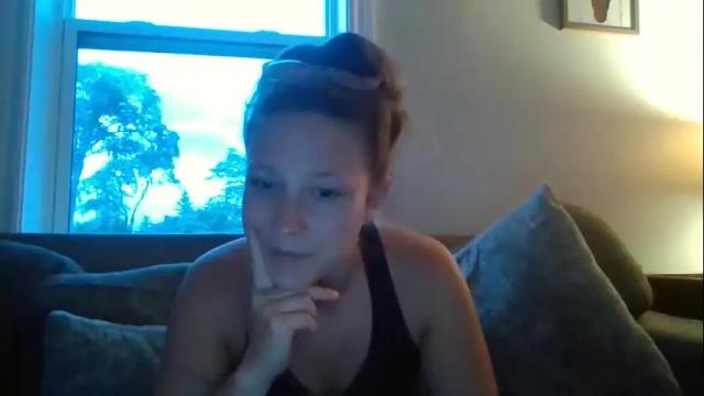 Image 2 of creamymilfcookies Stream on Chaturbate on 27 days ago