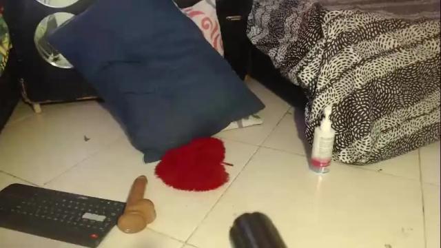 Image 10 of creazylove42 Stream on Chaturbate on 1 month ago