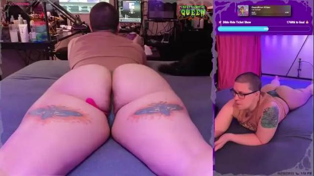 Image 2 of creepycrawlyqueen Stream on Chaturbate on 4 months ago