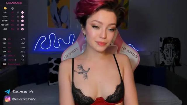 Image 1 of crimson_baby Stream on Chaturbate on 6 months ago