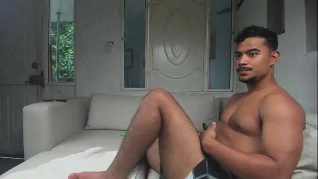 Thumbnail 1, crimson_heart's Stream at Chaturbate, 1 month ago