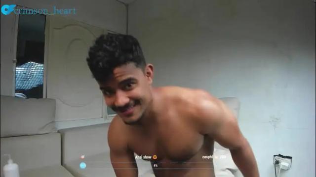 Image 8 of crimson_heart Stream on Chaturbate on 2 months ago