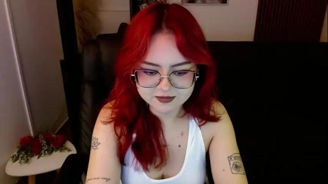 Image 12 of crimson_tati Stream on Chaturbate on 24 days ago