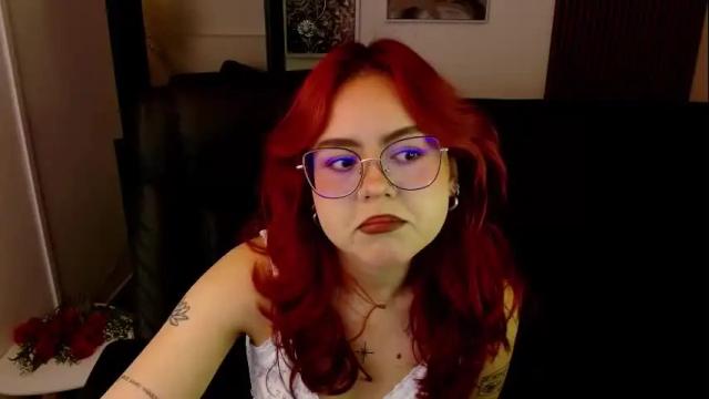 Image 3 of crimson_tati Stream on Chaturbate on 19 days ago