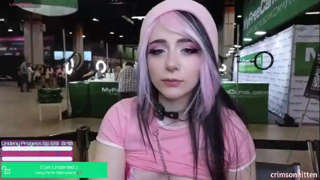 Image 2 of crimsonkitten Stream on Chaturbate on 27 days ago