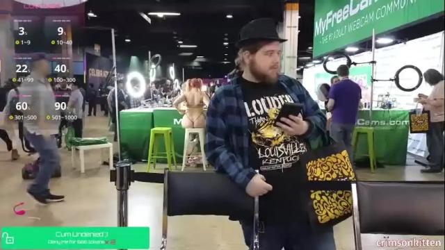 Image 6 of crimsonkitten Stream on Chaturbate on 26 days ago