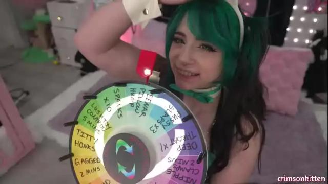 Image 4 of crimsonkitten Stream on Chaturbate on 1 month ago