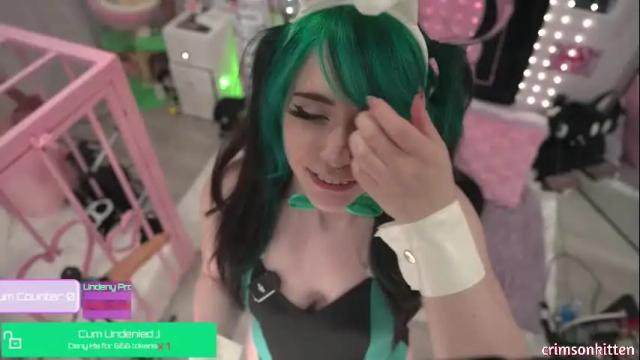 Image 8 of crimsonkitten Stream on Chaturbate on 1 month ago
