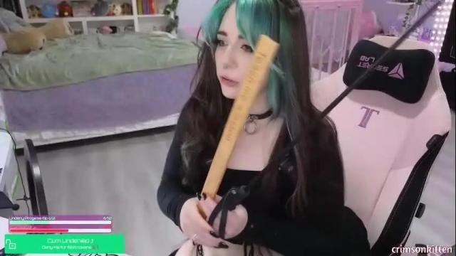 Image 3 of crimsonkitten Stream on Chaturbate on 11 days ago