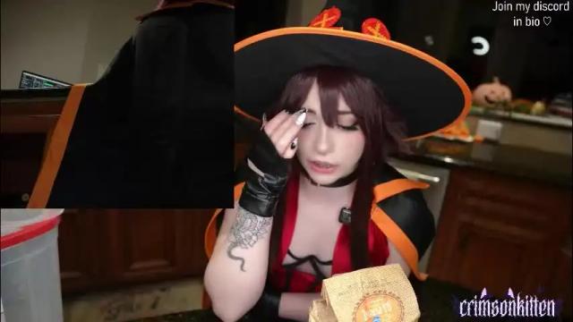 Image 3 of crimsonkitten Stream on Chaturbate on 2 months ago