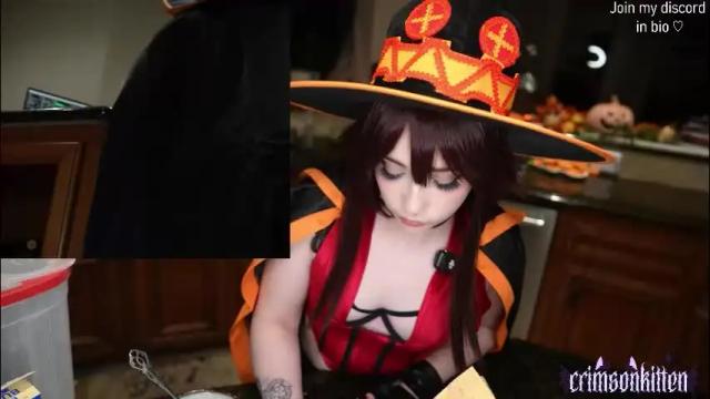 Image 6 of crimsonkitten Stream on Chaturbate on 2 months ago