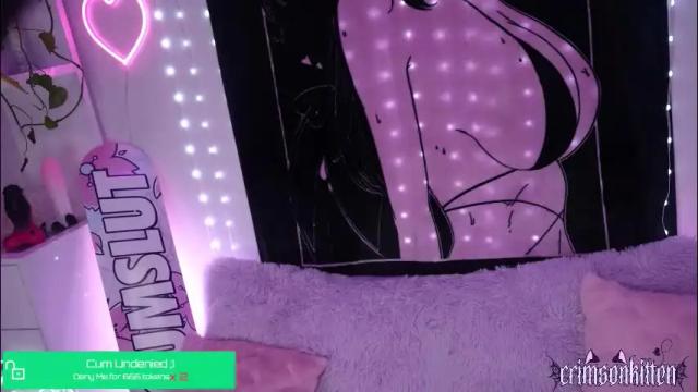 Image 12 of crimsonkitten Stream on Chaturbate on 2 months ago