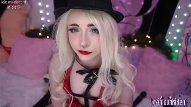 Image 10 of crimsonkitten Stream on Chaturbate on 19 days ago