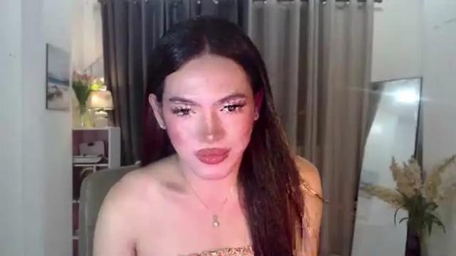 Image 2 of cris_slut08 Stream on Chaturbate on 5 months ago