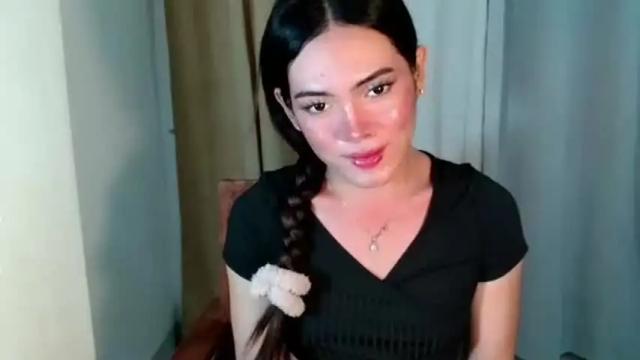 Image 10 of cris_slut08 Stream on Chaturbate on 4 months ago