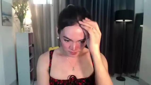 Image 2 of cris_slut08 Stream on Chaturbate on 2 months ago