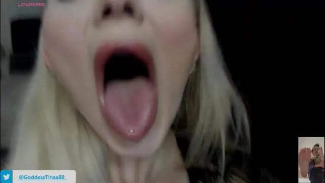 Image 2 of cris_tinne Stream on Chaturbate on 22 days ago