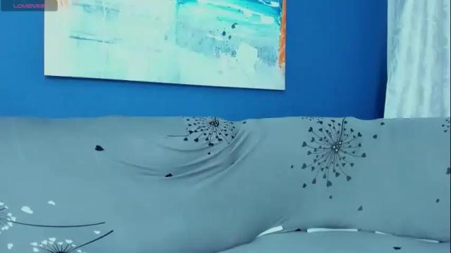 Image 4 of crisevanz18 Stream on Chaturbate on 24 days ago