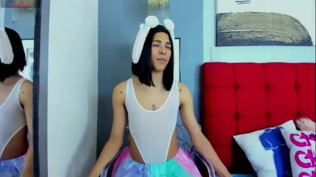 Image 12 of crisevanz18 Stream on Chaturbate on 17 days ago