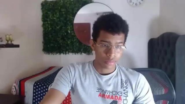 Thumbnail 1, crisfor_bigcock's Stream at Chaturbate, 19 months ago