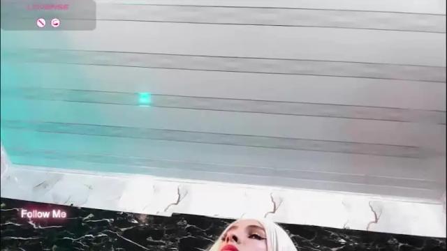 Image 7 of crislingery_doll Stream on Chaturbate on 1 month ago