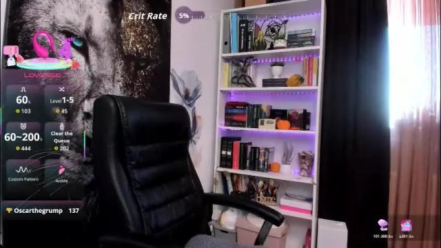 Image 2 of crissnight Stream on Chaturbate on 22 days ago