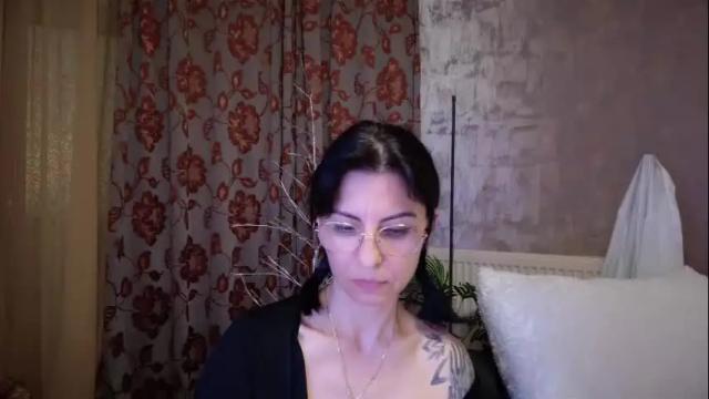 Image 7 of crissy_love Stream on Chaturbate on 28 days ago