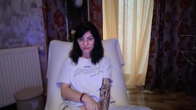 Thumbnail 1, crissy_love's Stream at Chaturbate, 22 days ago