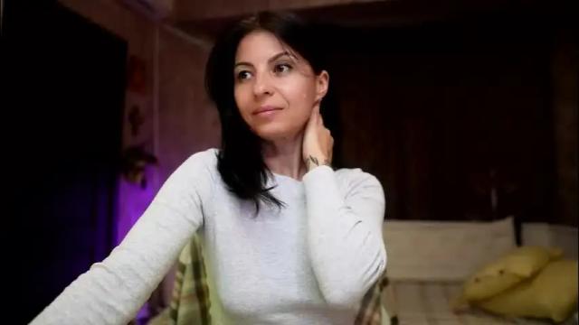 Thumbnail 1, crissy_love's Stream at Chaturbate, 2 months ago