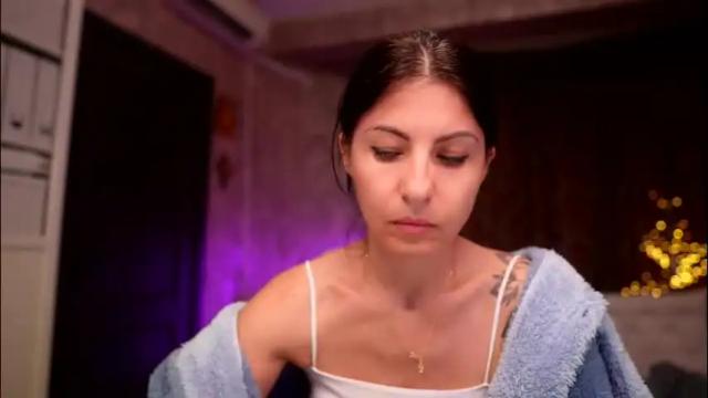 Thumbnail 1, crissy_love's Stream at Chaturbate, 2 months ago