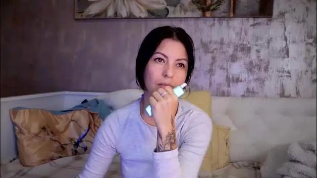 Thumbnail 2, crissy_love's Stream at Chaturbate, 1 month ago