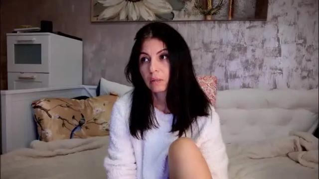 Image 4 of crissy_love Stream on Chaturbate on 1 month ago