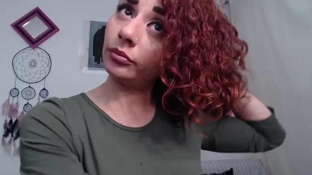 Image 7 of cristal_19 Stream on Chaturbate on 13 months ago