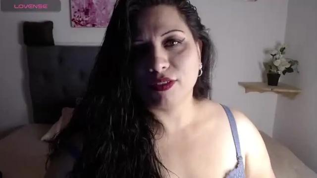 Image 10 of cristal__1123 Stream on Chaturbate on 14 months ago
