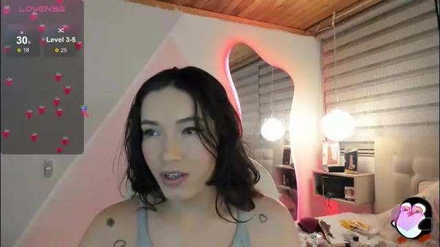 Image 8 of cristal__hot_1 Stream on Chaturbate on 1 month ago