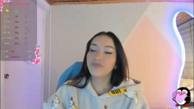 Image 8 of cristal__hot_1 Stream on Chaturbate on 1 month ago