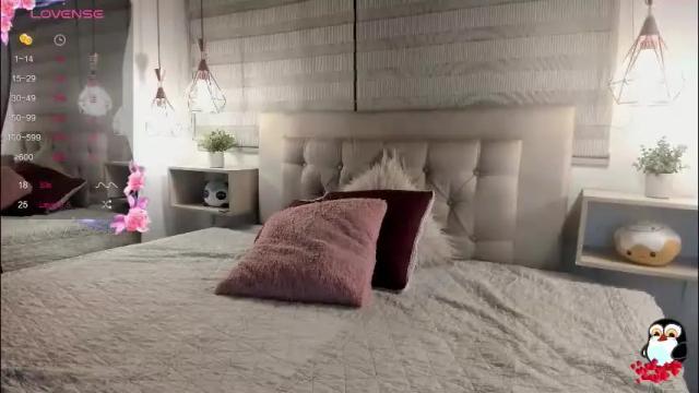 Thumbnail 1, cristal__hot_1's Stream at Chaturbate, 6 days ago