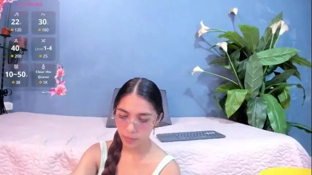 Image 2 of cristal_antoni Stream on Chaturbate on 1 month ago