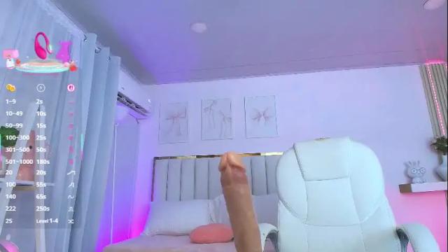 Image 2 of cristal_bunny Stream on Chaturbate on 23 days ago