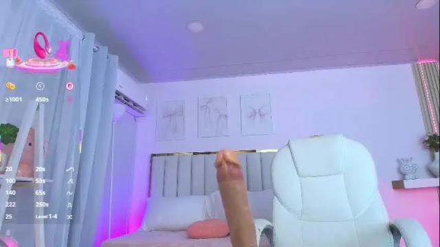 Image 3 of cristal_bunny Stream on Chaturbate on 23 days ago