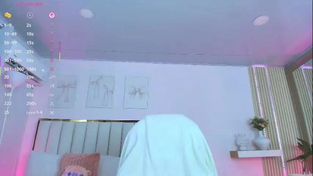 Image 10 of cristal_bunny Stream on Chaturbate on 1 month ago