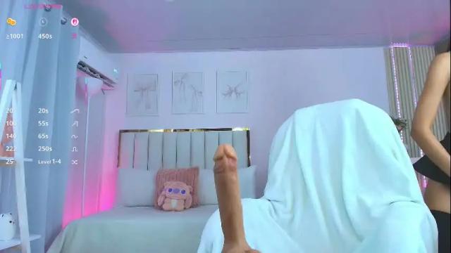 Image 7 of cristal_bunny Stream on Chaturbate on 1 month ago