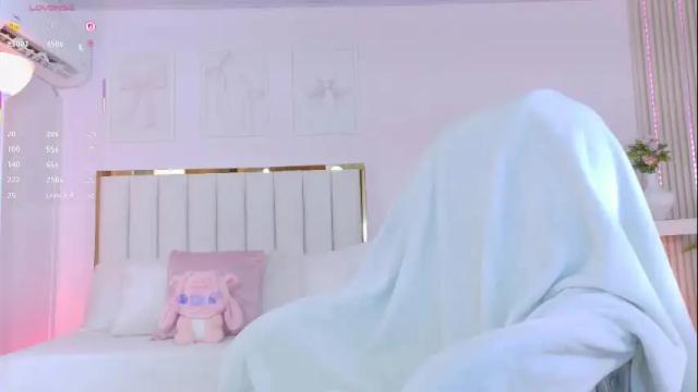 Thumbnail 1, cristal_bunny's Stream at Chaturbate, 1 month ago