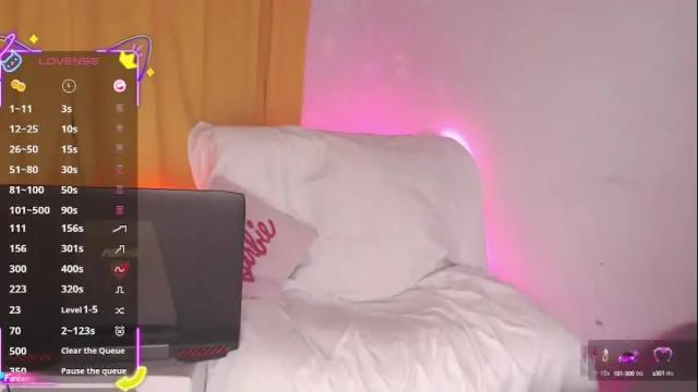 Image 10 of cristal_cristal_xxx Stream on Chaturbate on 2 months ago