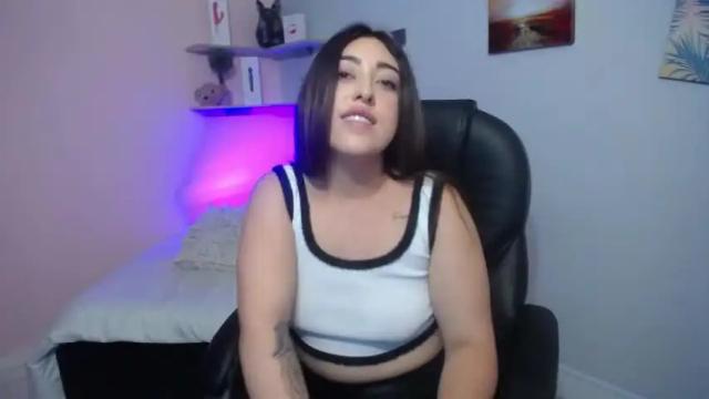 Image 10 of cristal_fooxy Stream on Chaturbate on 12 months ago