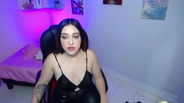 Thumbnail 1, cristal_fooxy's Stream at Chaturbate, 12 months ago