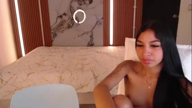 Thumbnail 2, cristal_fox3's Stream at Chaturbate, 1 month ago