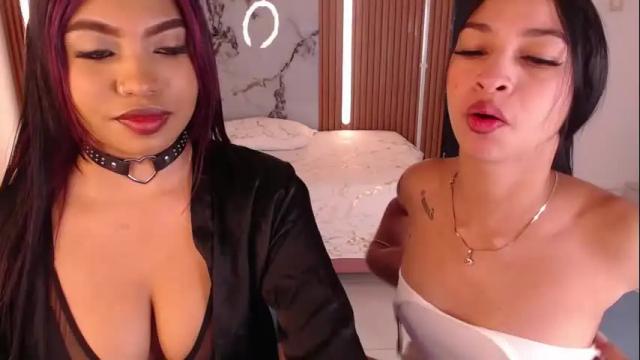 Image 6 of cristal_fox3 Stream on Chaturbate on 9 days ago