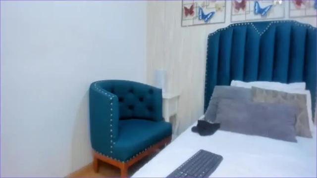 Image 6 of cristal_harvey_ Stream on Chaturbate on 15 months ago